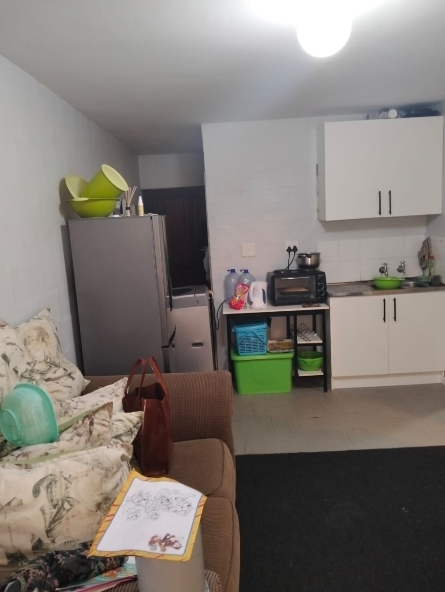 2 Bedroom Property for Sale in Amalinda Eastern Cape